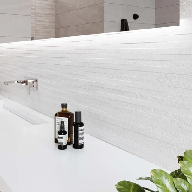 Stonetech White Decor 25x75