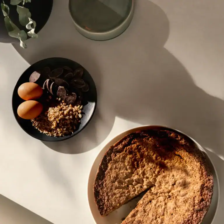 Osaka White concrete-effect tile for floors and walls