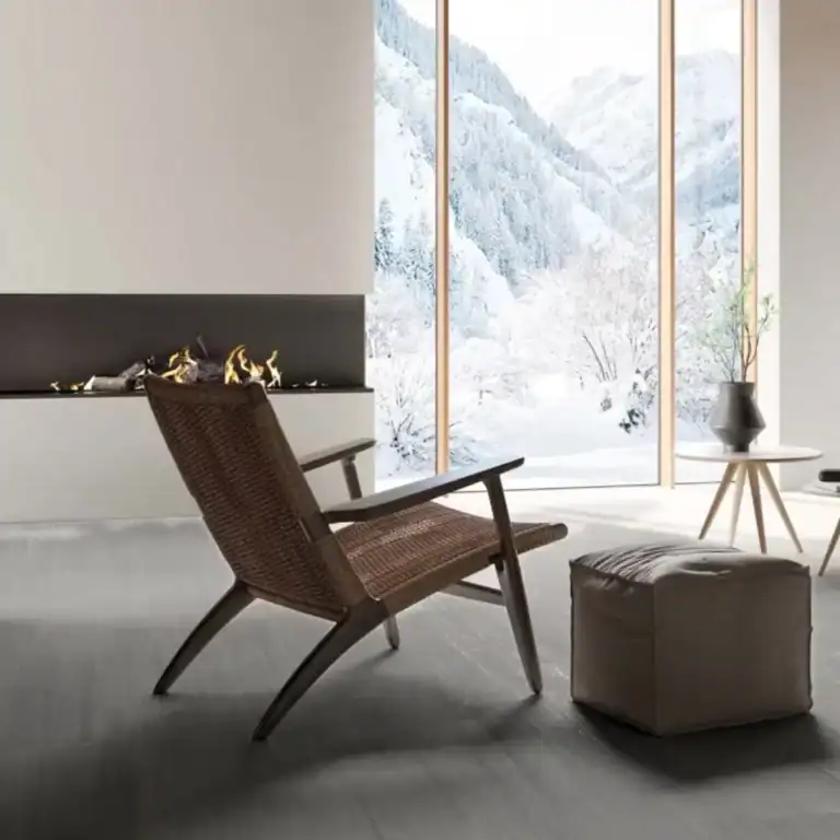 Parma Silver metallic tile setting