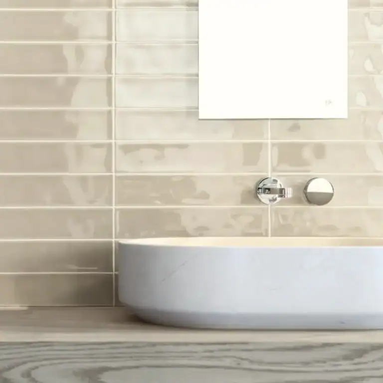 Provence Ivory 6.5x20 setting