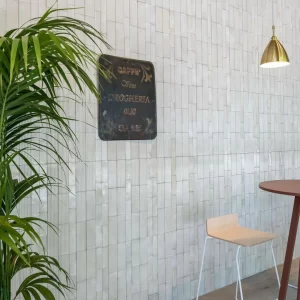 Chan Bianco Gloss and Decor