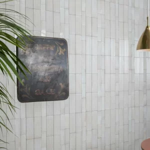 Chan Bianco Gloss and Decor