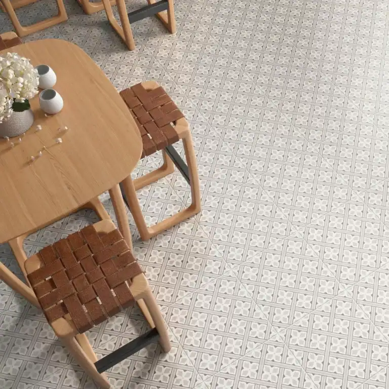 Chic Victorian Atenae Bone